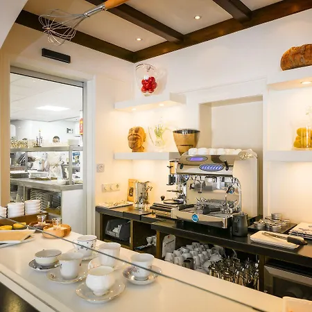 Valuas Hotel 5*