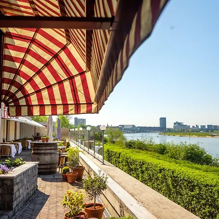 Valuas Hotel